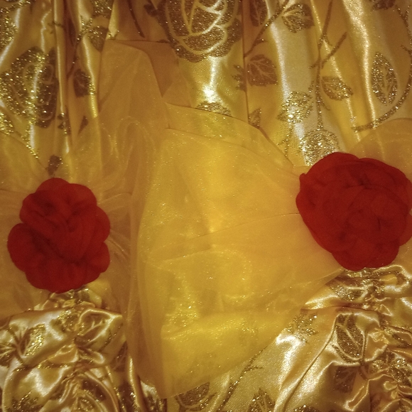 DISNEY PRINCESS BELLE GOWN DISNEY CASTLE COLLECTION - Picture 12 of 14